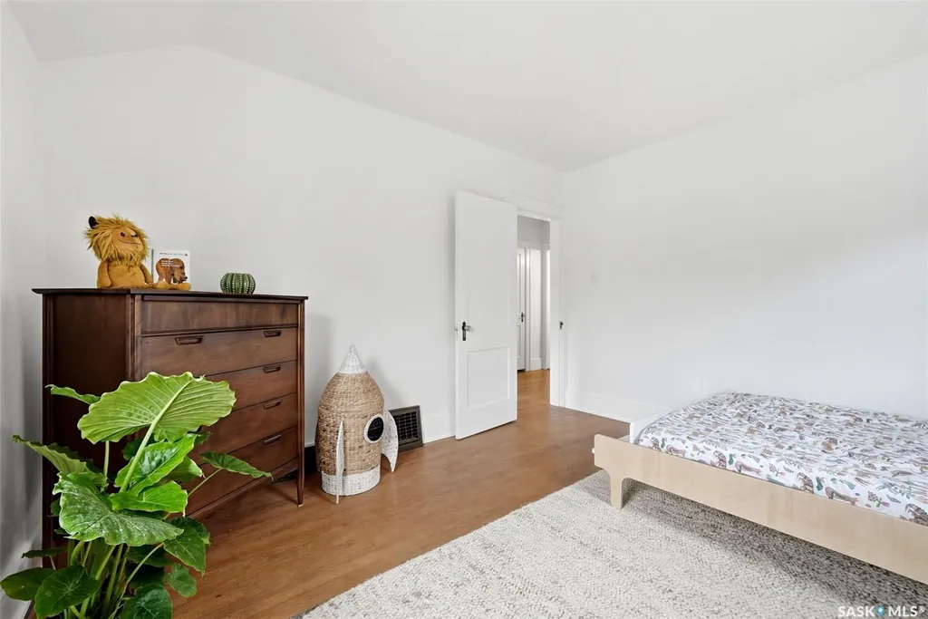 2820 College Avenue Regina SK S4T 1V2
