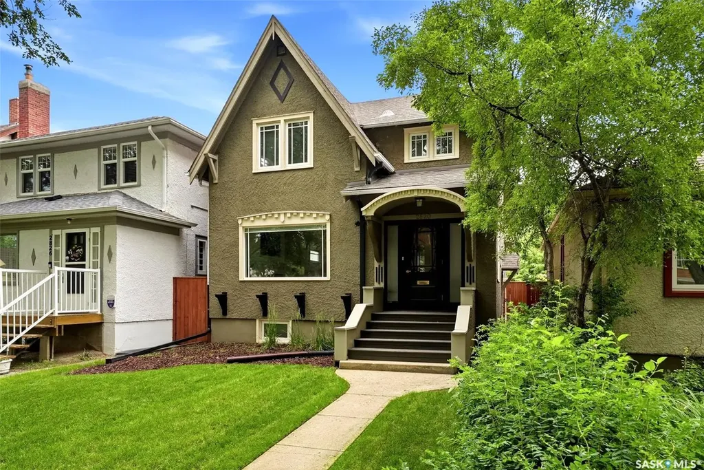 2820 College Avenue Regina SK S4T 1V2
