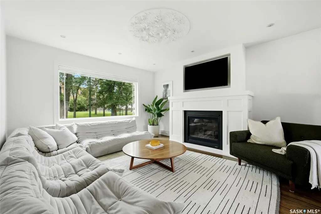2820 College Avenue Regina SK S4T 1V2