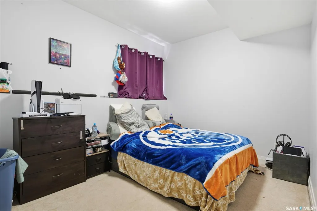 219 Ells Crescent Saskatoon SK S7L 6J4