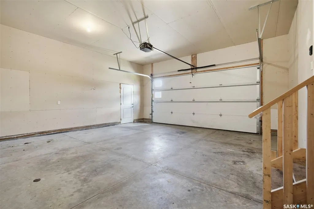 219 Ells Crescent Saskatoon SK S7L 6J4
