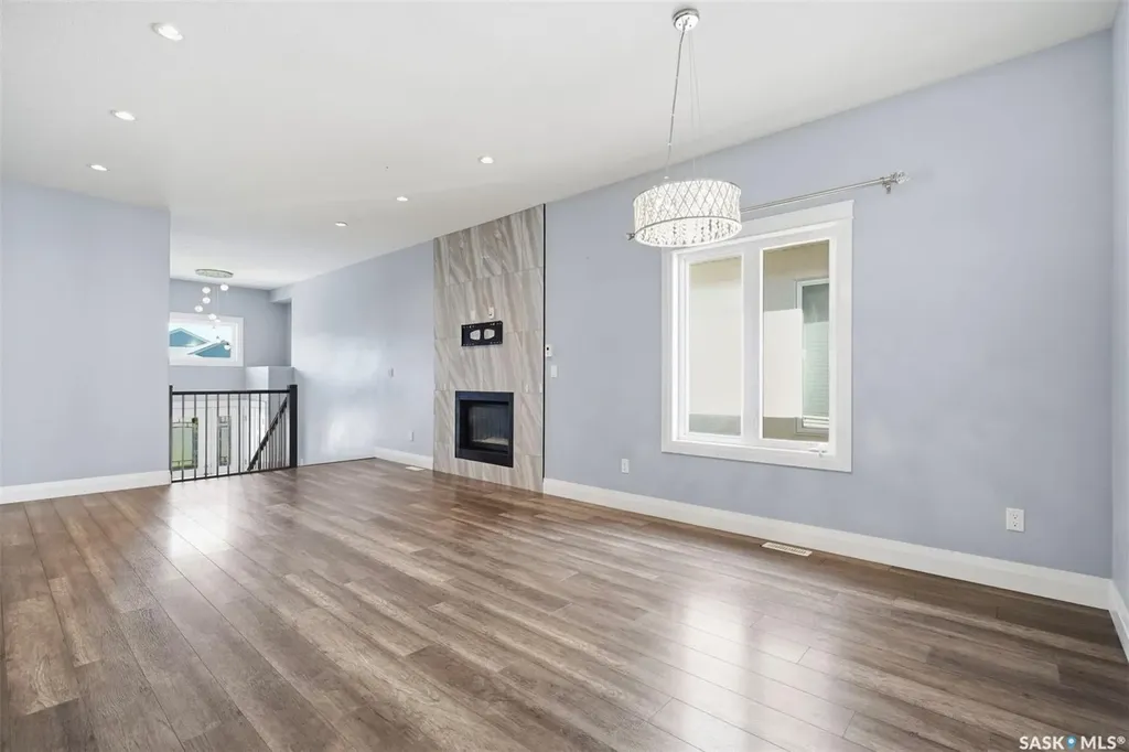 219 Ells Crescent Saskatoon SK S7L 6J4