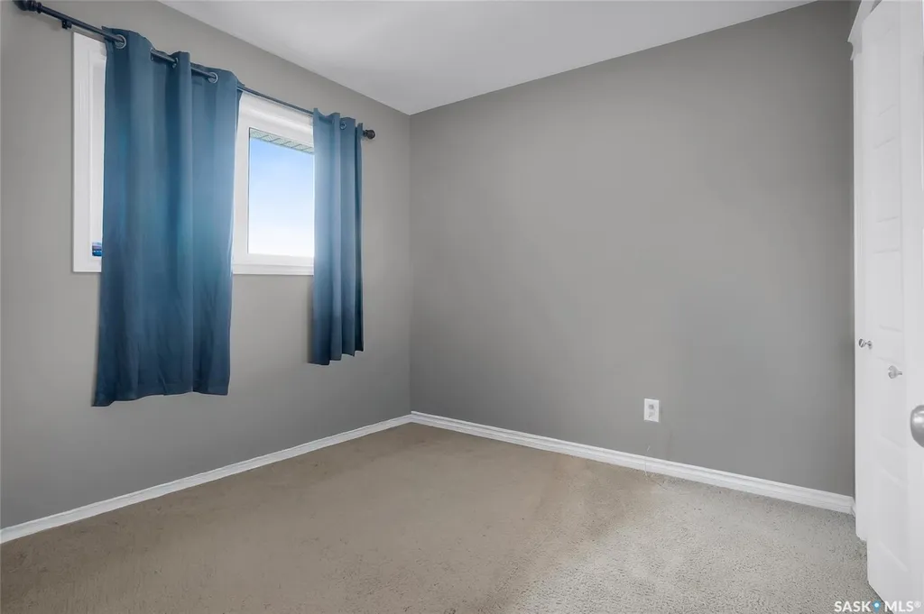 222 Pringle Lane Saskatoon SK S7T 0S3