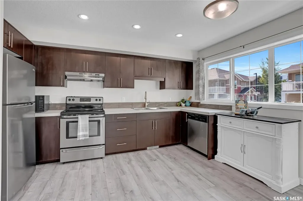 5652 Gordon Road Regina SK S4W 0M1