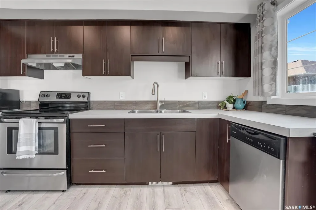 5652 Gordon Road Regina SK S4W 0M1