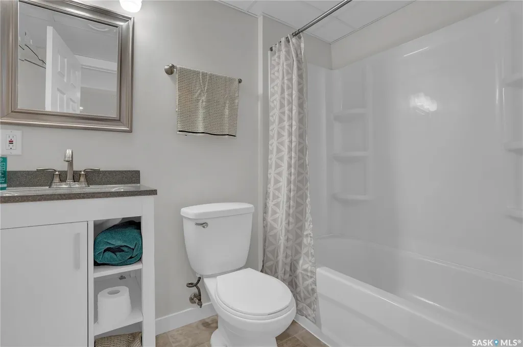 5652 Gordon Road Regina SK S4W 0M1