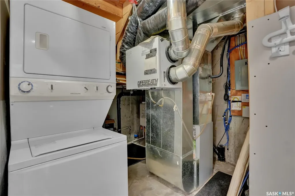 5652 Gordon Road Regina SK S4W 0M1