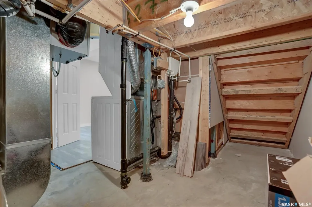 5652 Gordon Road Regina SK S4W 0M1
