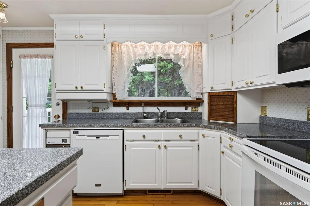 801 Forseille Drive Buckland Rm No. 491 SK S6V 5R3