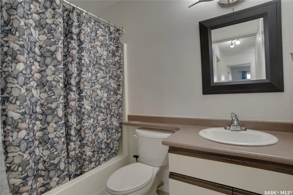 730A Heritage Lane Saskatoon SK S7H 5M6