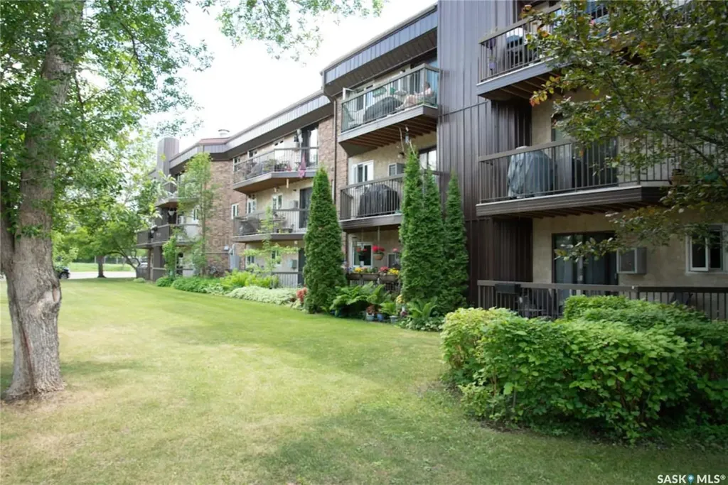 730A Heritage Lane Saskatoon SK S7H 5M6