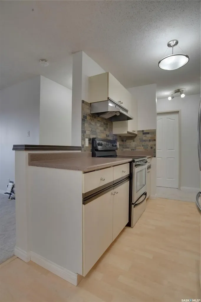 730A Heritage Lane Saskatoon SK S7H 5M6