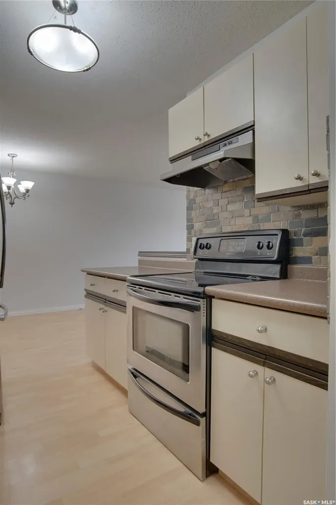 730A Heritage Lane Saskatoon SK S7H 5M6