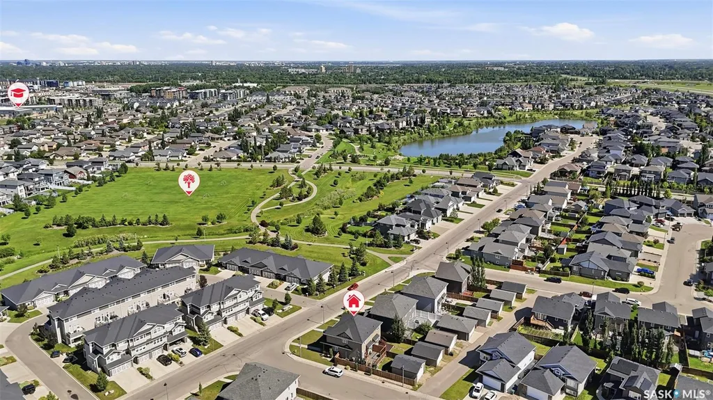 527 Pringle Crescent Saskatoon SK S7T 0S7