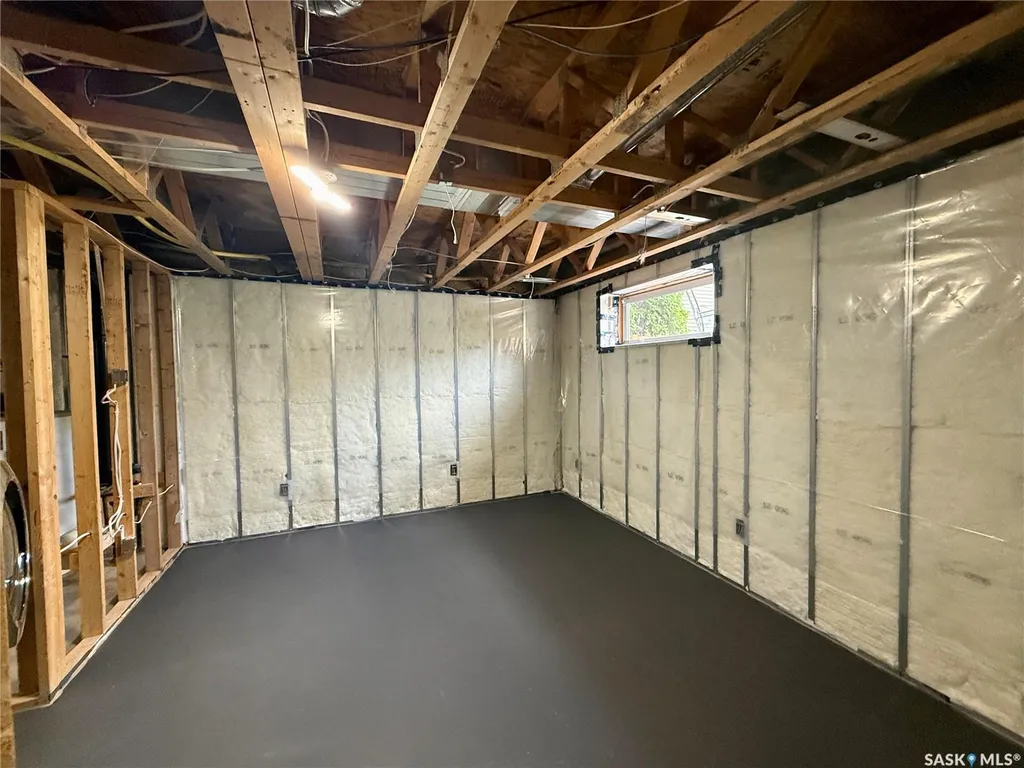 810 Hampton Circle Saskatoon SK S7R 0K2