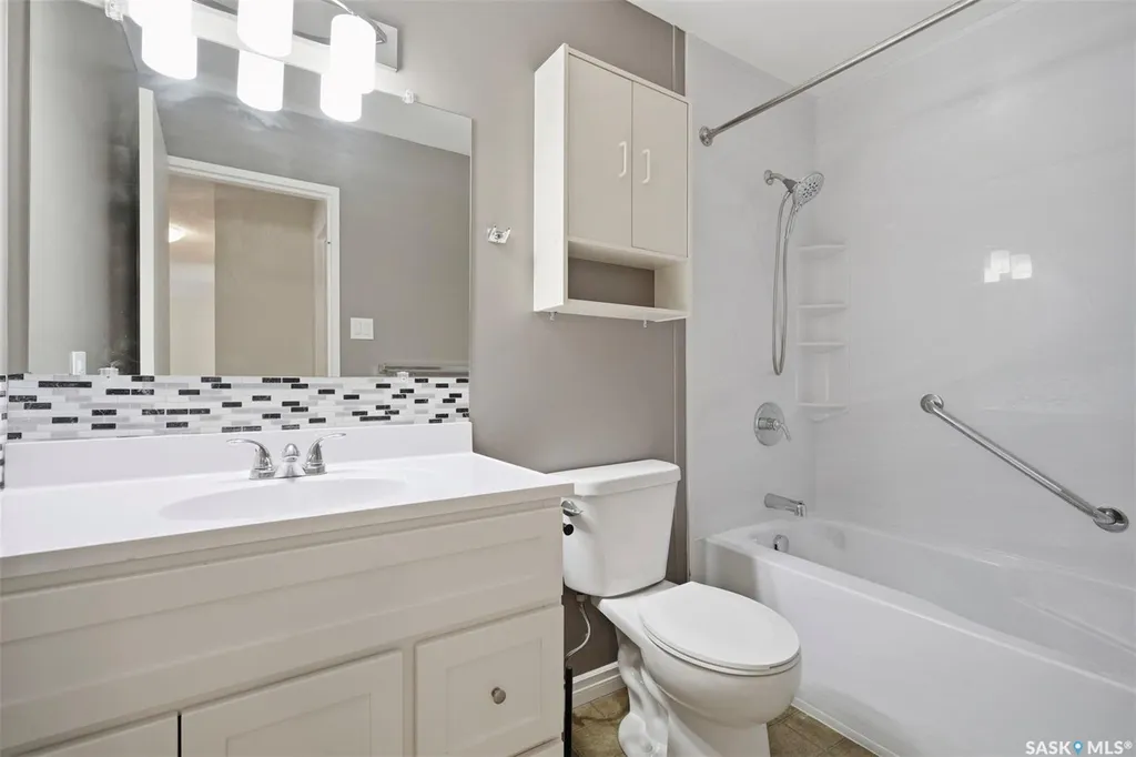 4040 8th Street E Saskatoon SK S7H 5L4