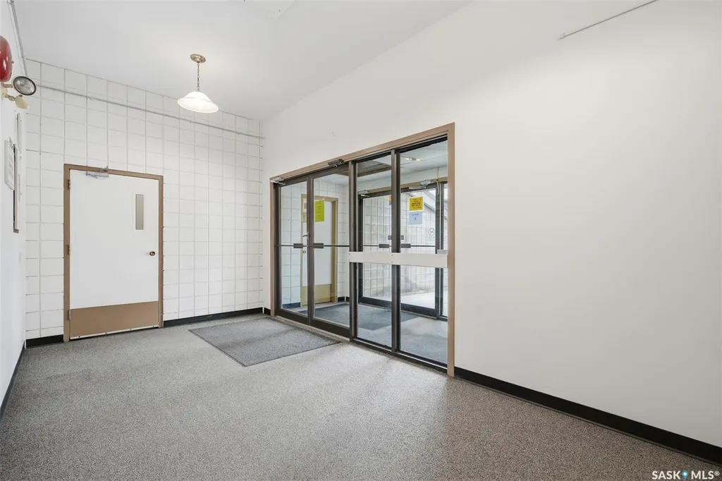 4040 8th Street E Saskatoon SK S7H 5L4