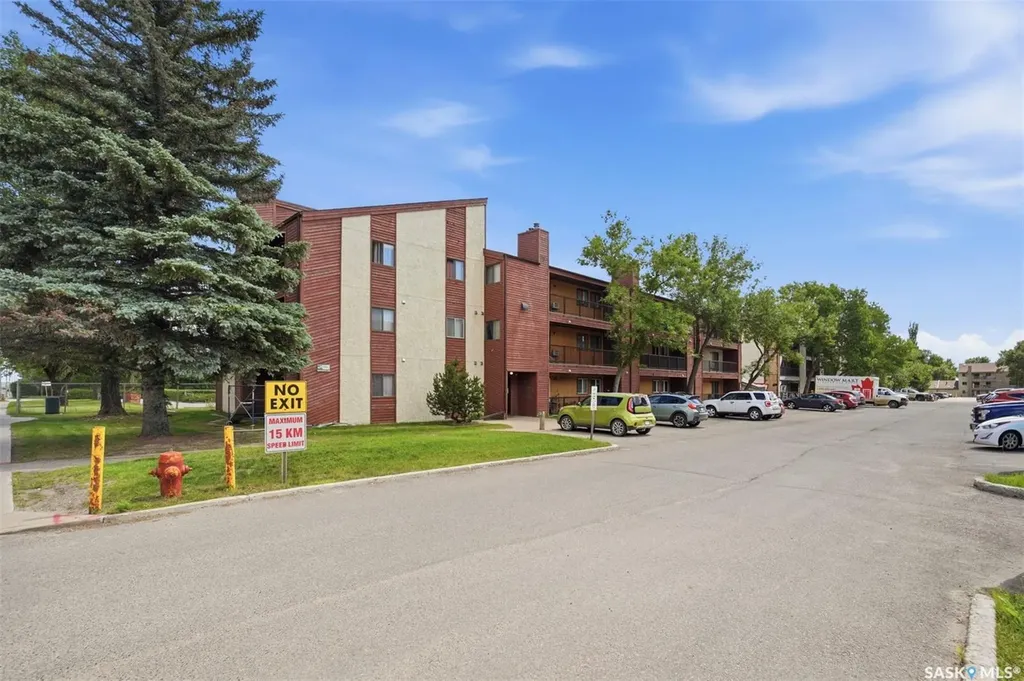 4040 8th Street E Saskatoon SK S7H 5L4
