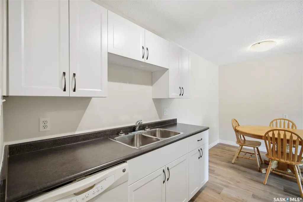 4040 8th Street E Saskatoon SK S7H 5L4
