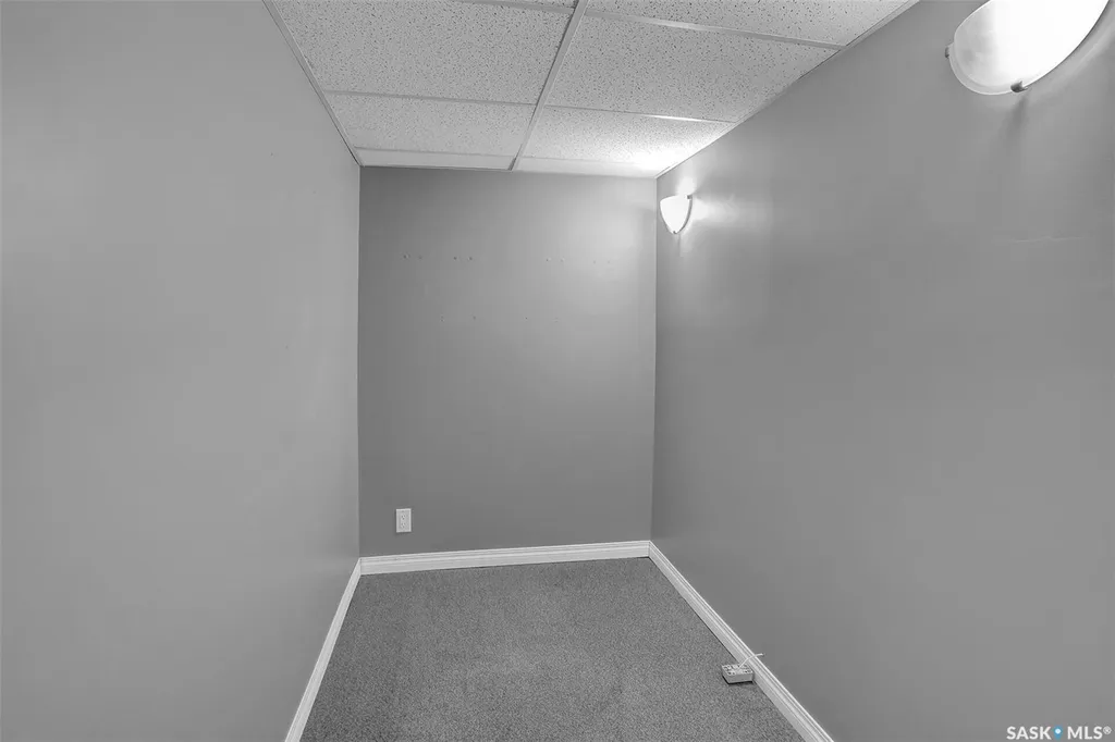 618 Sweeney Street Regina SK S4T 6H4