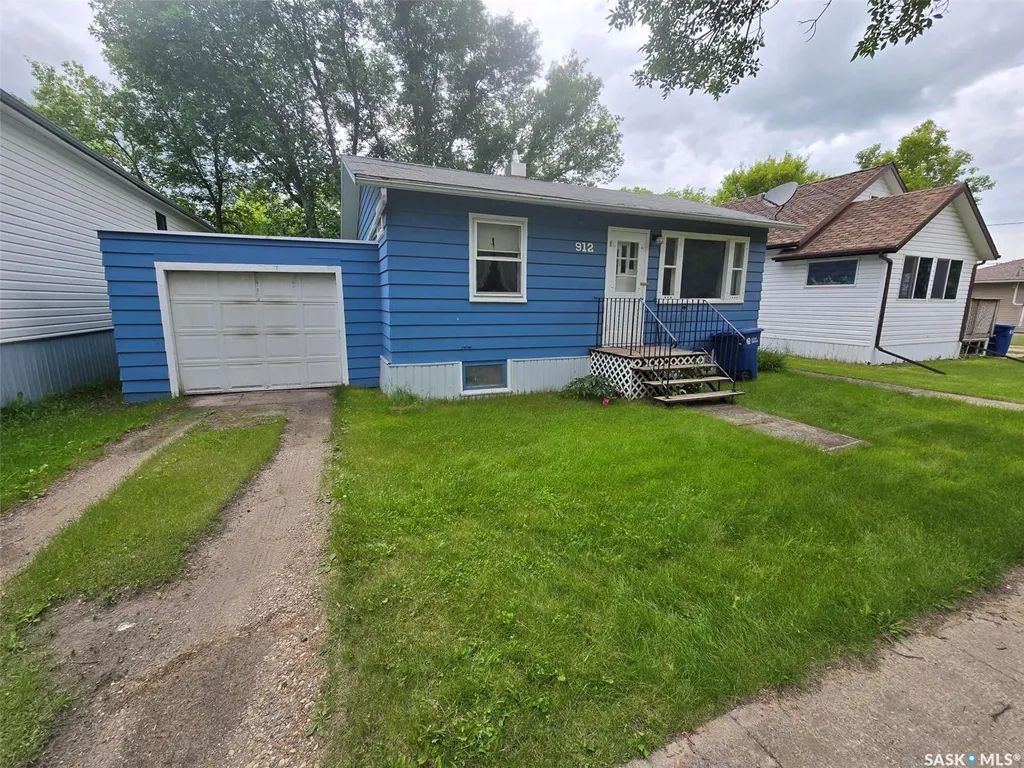 912 Pacific Street Grenfell SK S0G 2B0