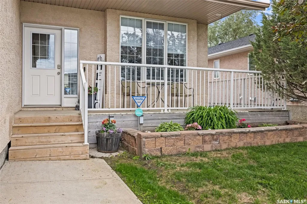 418 Hawkes Street Balgonie SK S0G 0E0