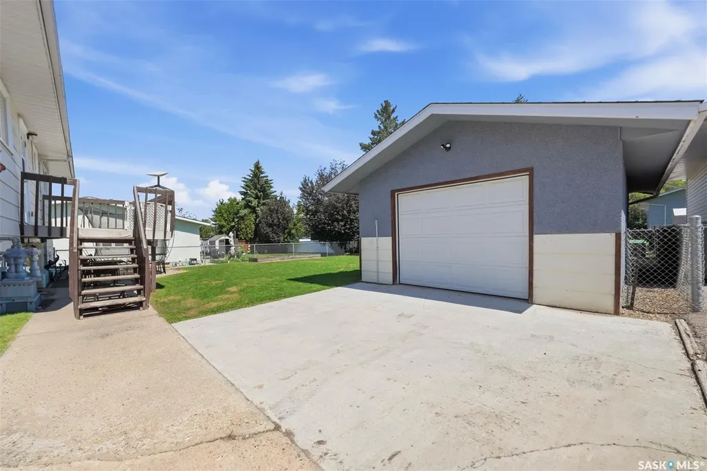 3120 Hogeweide Drive Prince Albert SK S6V 6X9