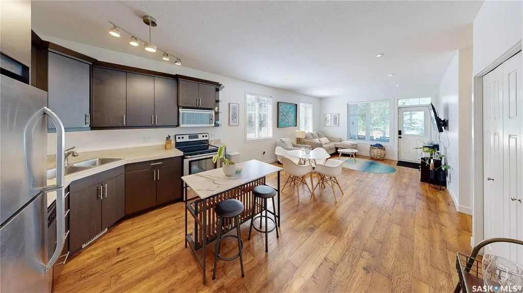 4241 Green Apple Drive Regina SK S4V 1S1