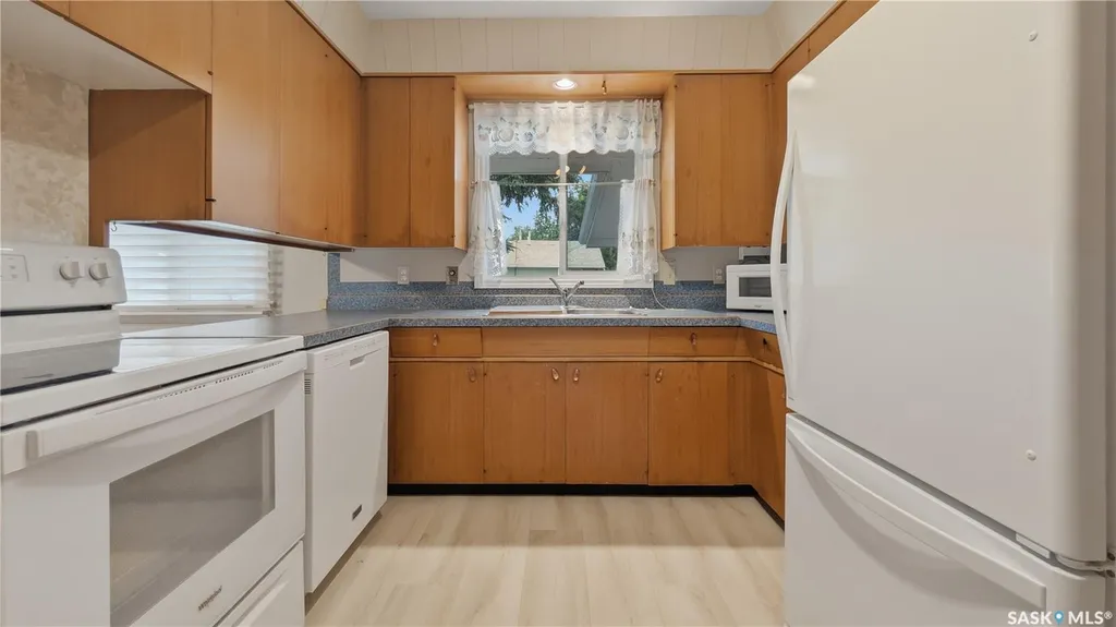 707 Markland Street Rosetown SK S0L 2V0