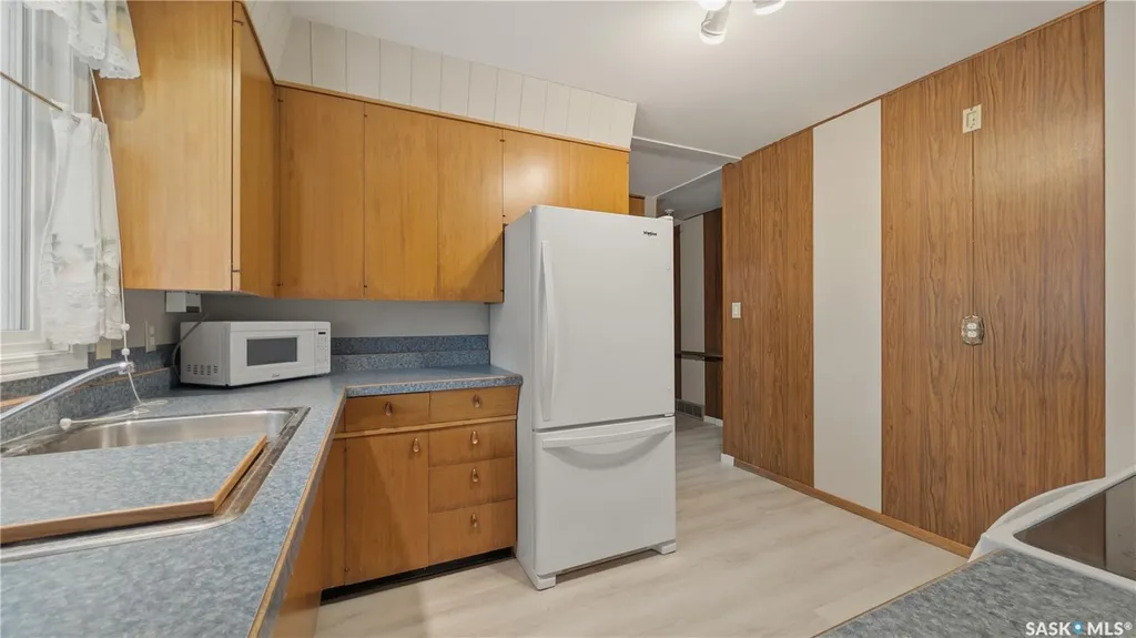 707 Markland Street Rosetown SK S0L 2V0