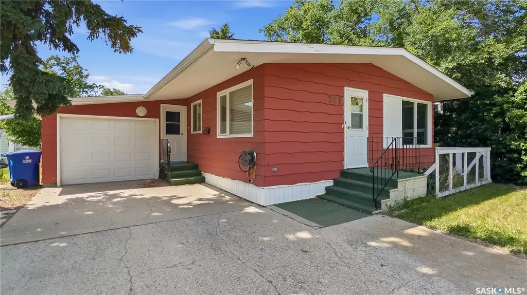 707 Markland Street Rosetown SK S0L 2V0