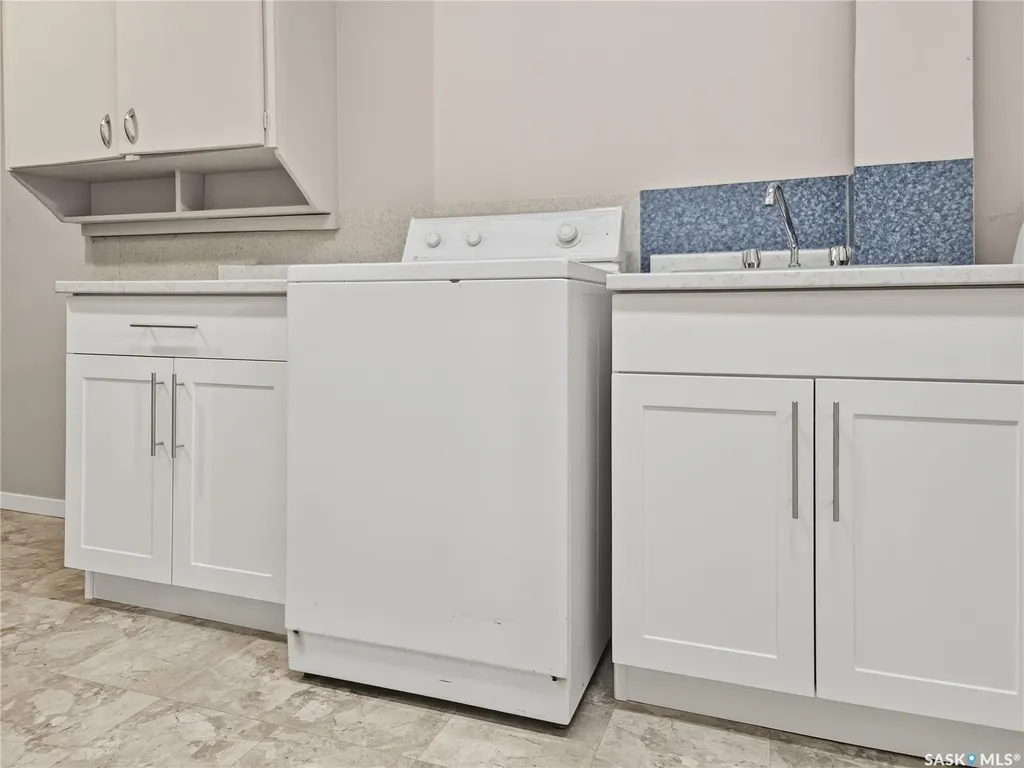 707 Markland Street Rosetown SK S0L 2V0
