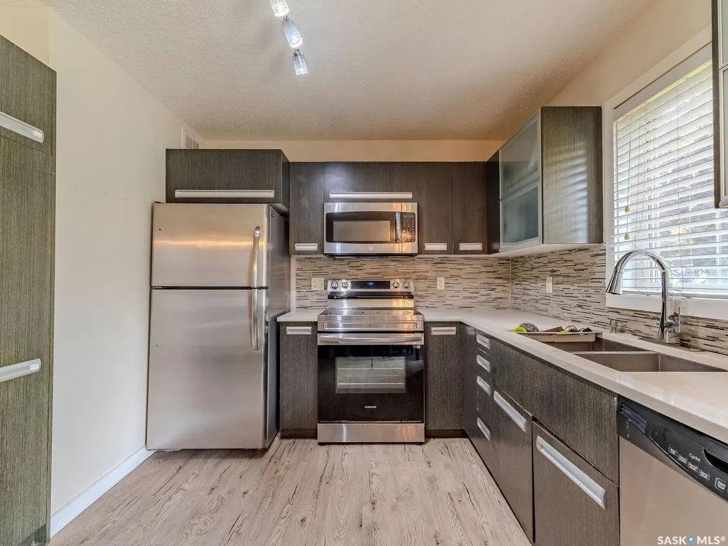 135 Ashworth Crescent Saskatoon SK S7T 0N1