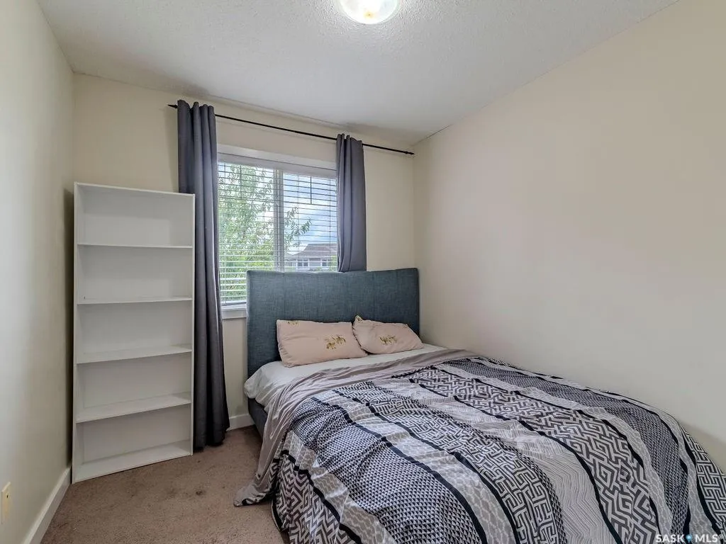 135 Ashworth Crescent Saskatoon SK S7T 0N1