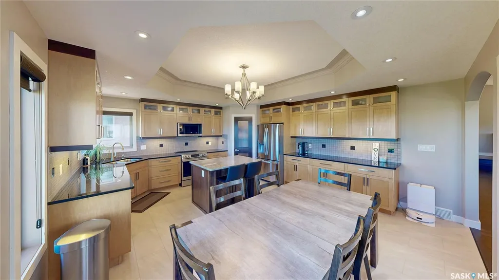 8095 Fairways West Drive Regina SK S4Y 0A4