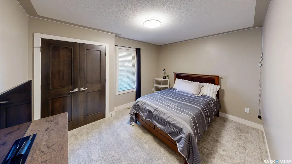 8095 Fairways West Drive Regina SK S4Y 0A4