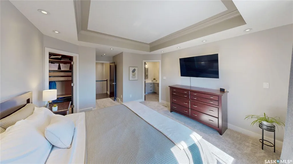 8095 Fairways West Drive Regina SK S4Y 0A4