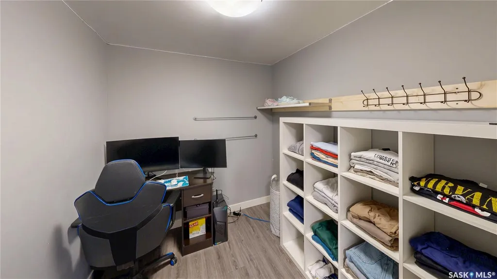 8095 Fairways West Drive Regina SK S4Y 0A4