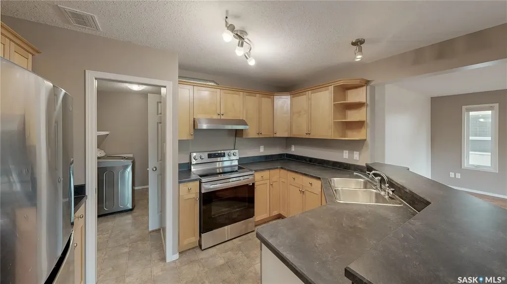 7058 Wascana Cove Drive Regina SK S4V 3E9