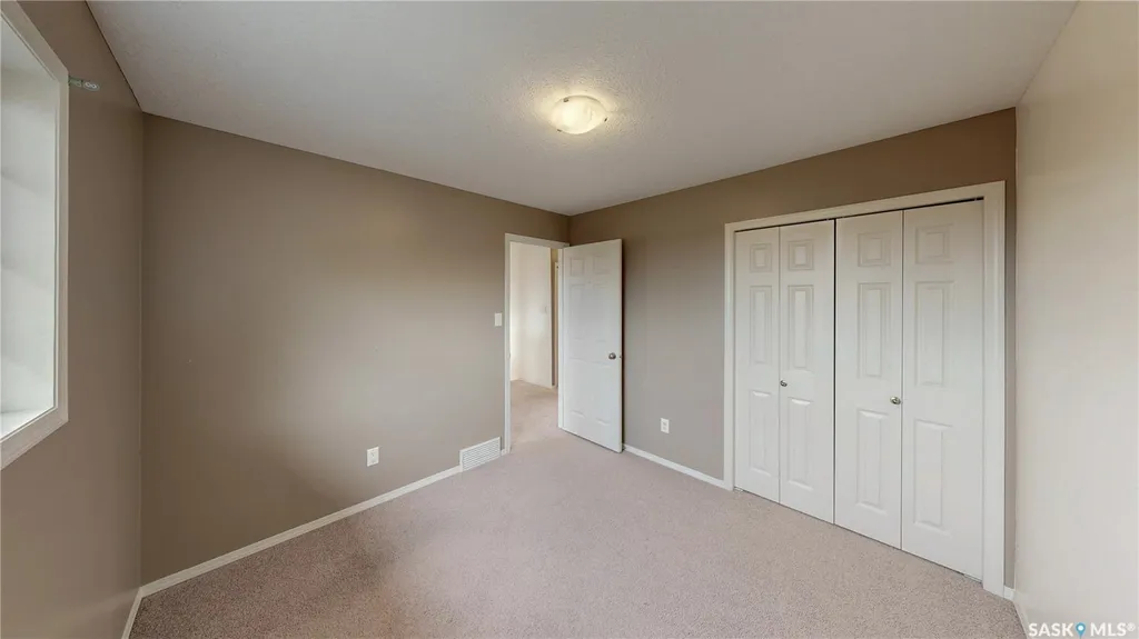 7058 Wascana Cove Drive Regina SK S4V 3E9