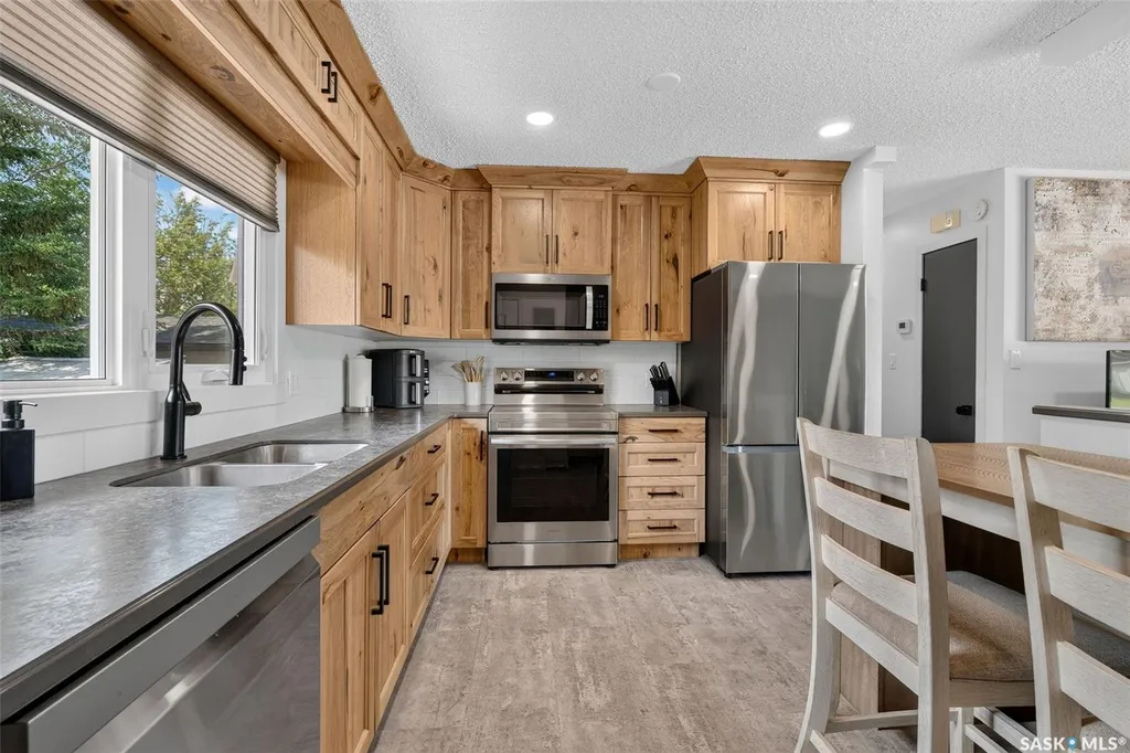 905 14th Street Humboldt SK S0K 2A0