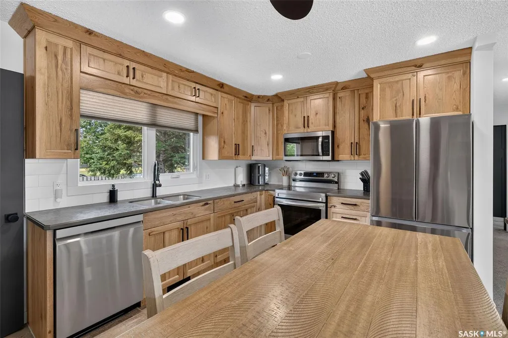 905 14th Street Humboldt SK S0K 2A0