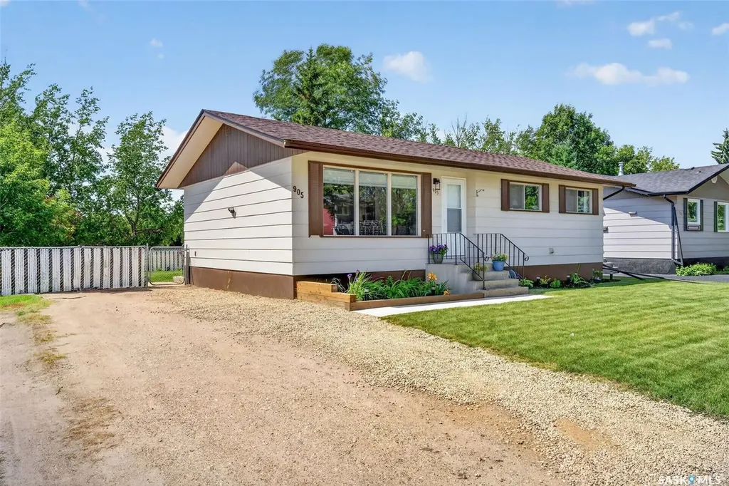 905 14th Street Humboldt SK S0K 2A0