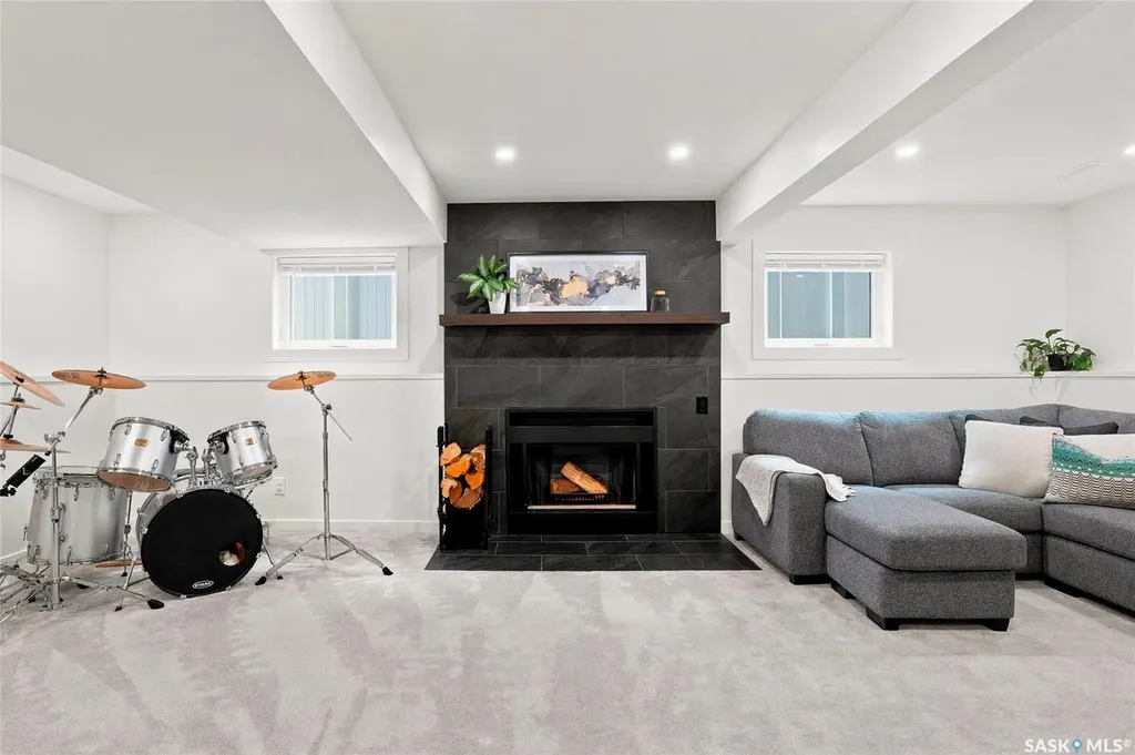 342 Haslam Crescent Saskatoon SK S7S 1E5