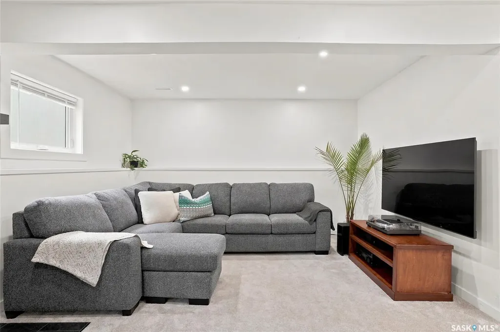 342 Haslam Crescent Saskatoon SK S7S 1E5