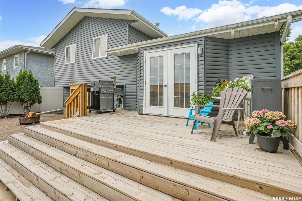 342 Haslam Crescent Saskatoon SK S7S 1E5