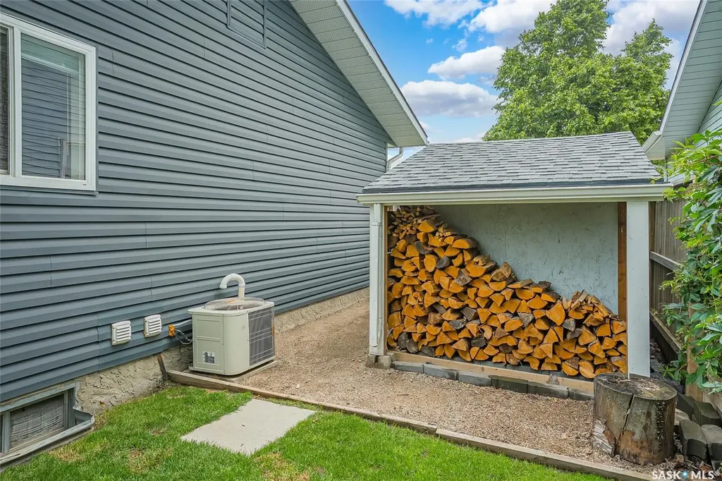 342 Haslam Crescent Saskatoon SK S7S 1E5