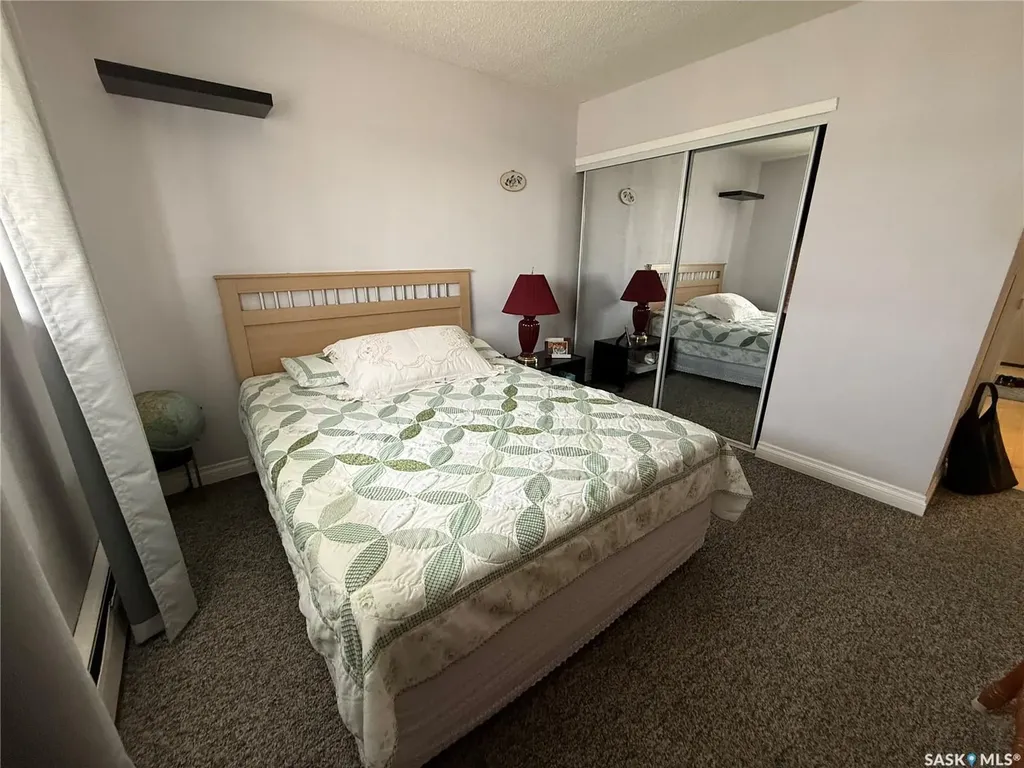 522 X Avenue S Saskatoon SK S7M 4X9
