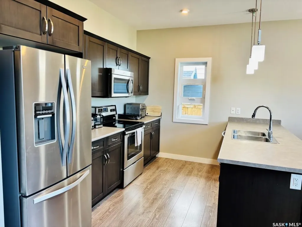 255 Eaton Crescent Saskatoon SK S7V 0H4