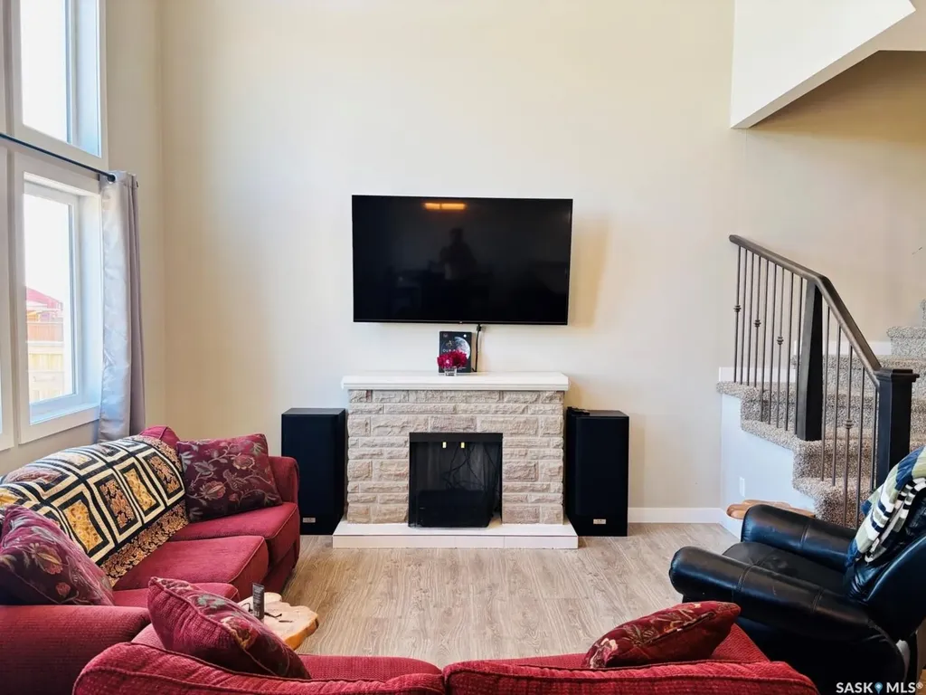 255 Eaton Crescent Saskatoon SK S7V 0H4
